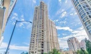 Property Photo:  3880 Duke Of York Boulevard S Ph2  ON L5B 4M7 