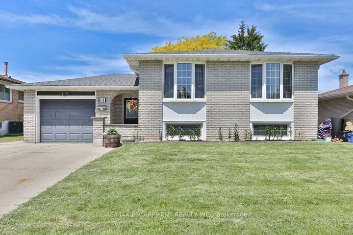 Property Photo: 11 Lynwood Drive ON L8E 3E7