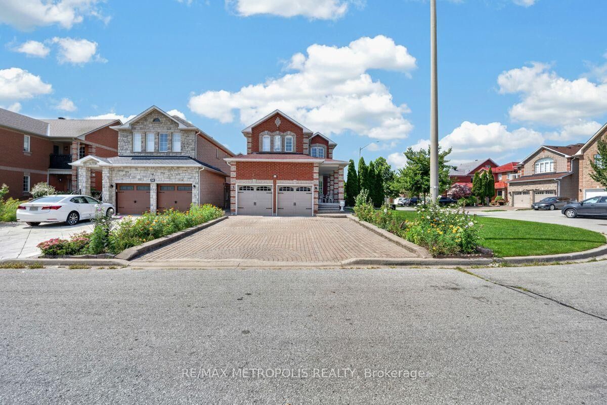 Property Photo:  32 Summerlea Street Bsmt  ON L3S 4H7 