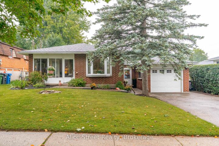 Property Photo:  5 Glenbrook Drive  ON N1E 1B1 