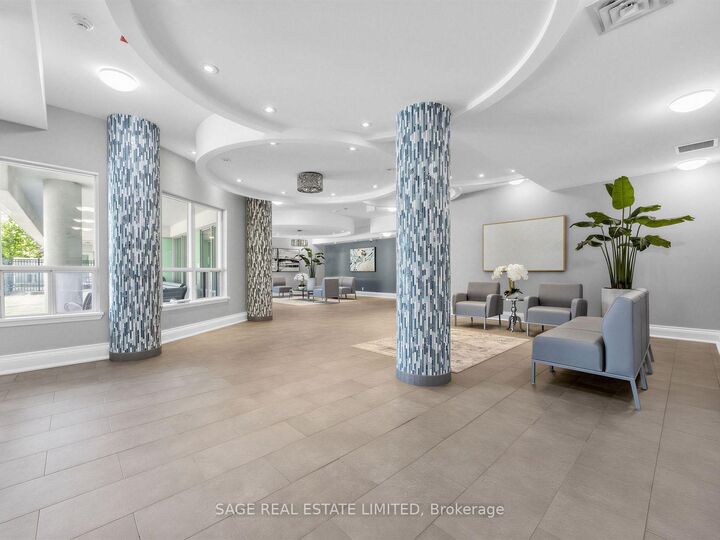 Property Photo:  60 Fairfax Crescent 507  ON M1L 0E1 