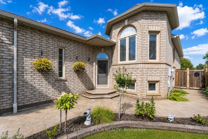 Property Photo:  65 Royalton Drive  ON L7E 2G5 