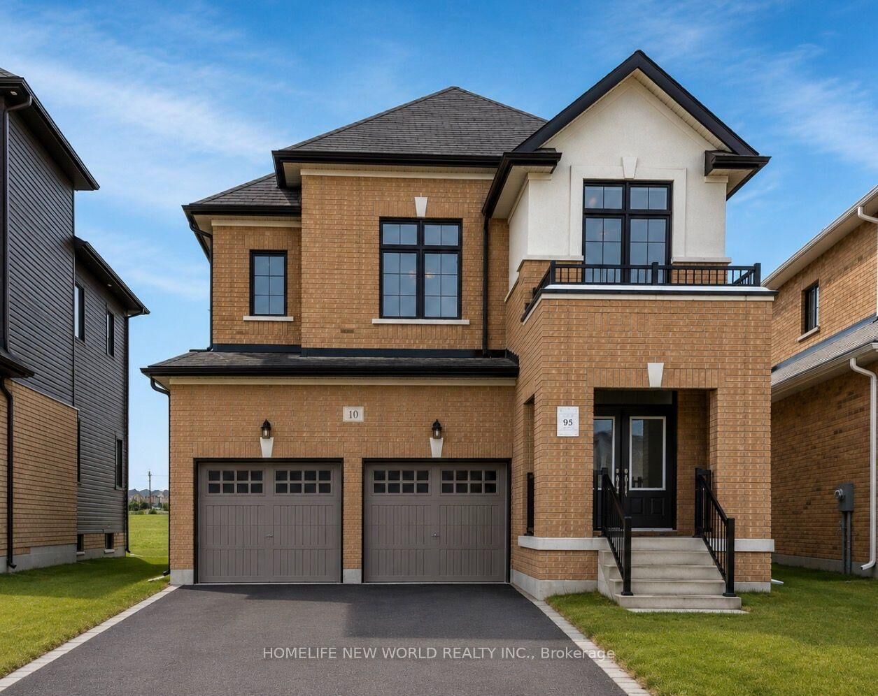 Property Photo:  10 Ken Davie Gate Upper 2 Floors  ON L4P 0J5 