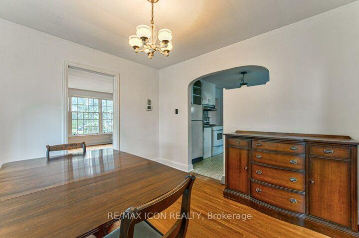 Property Photo:  321 Highland Park  ON N3H 3H8 