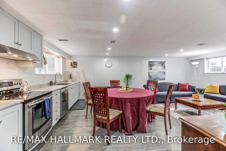 Property Photo:  30 Amarillo Drive Bsmt  ON M1J 2P8 