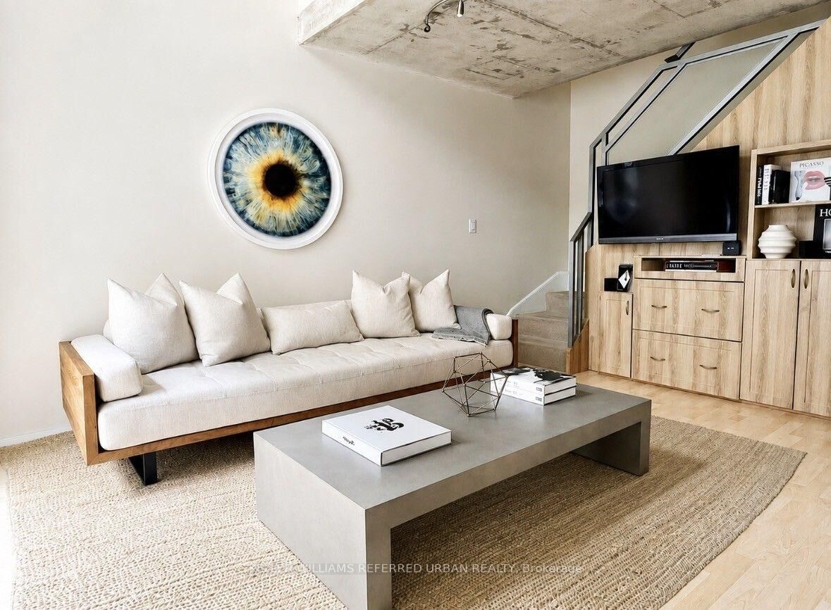 Property Photo:  800 King Street W 209  ON M5V 3M7 