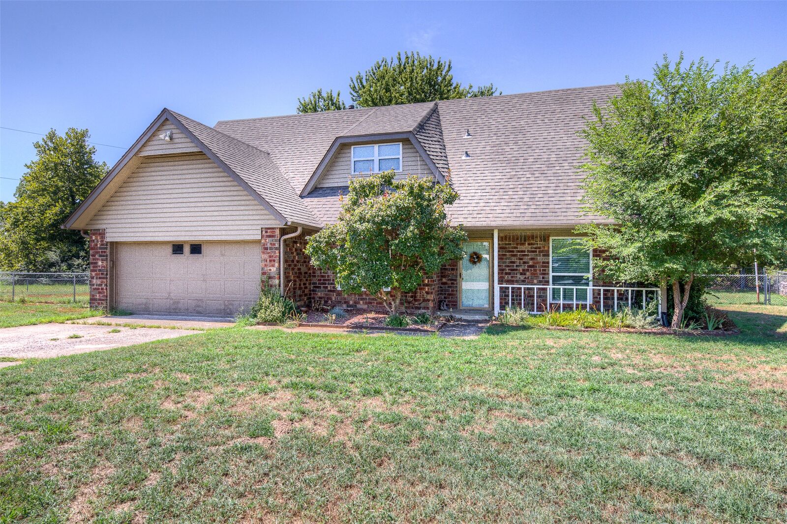 Property Photo: 12866 S 279th East Avenue OK 74429
