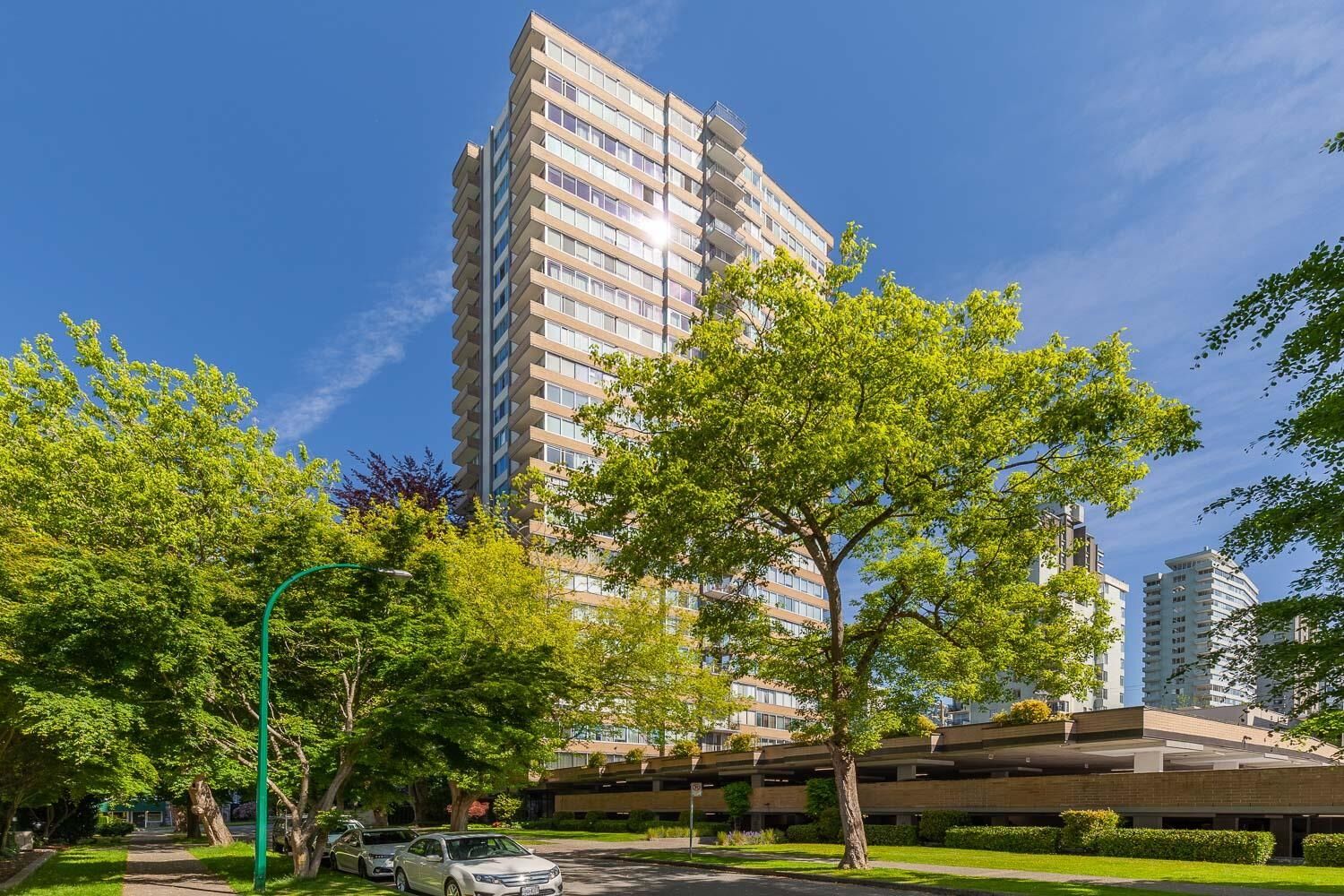 Property Photo:  2055 Pendrell Street 306  BC V6G 1T9 
