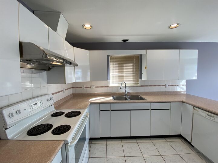 Property Photo:  5536 Neville Street 2 Bed Suite  BC V5J 2H7 