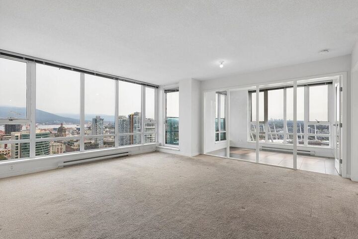 Property Photo:  233 Robson Street 31xx  BC V6B 0E8 