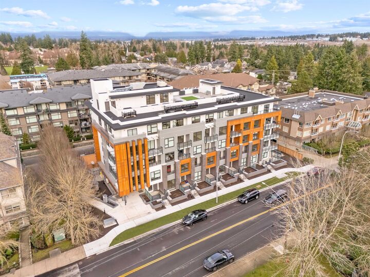 Property Photo:  15353 17 Avenue 101  BC V4A 0E2 