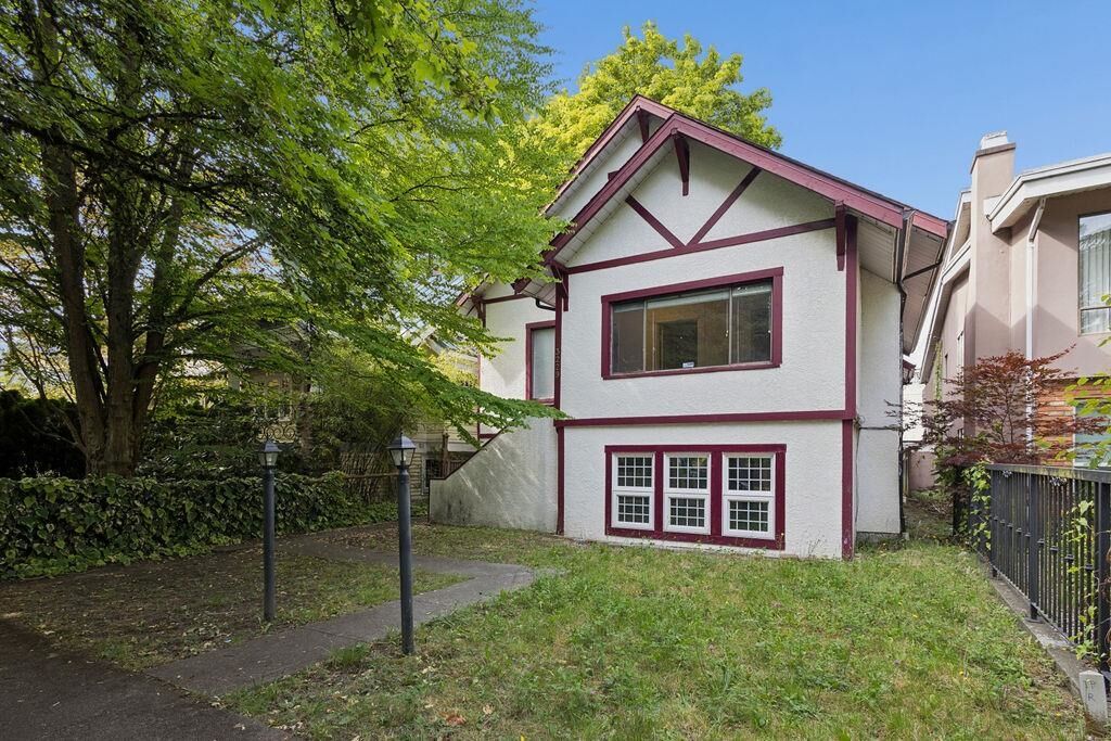 Property Photo:  3229 W 11th Avenue Ground Level  BC V6K 2M9 