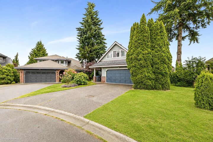 Property Photo:  16375 Middleglen Place Upper  BC V4N 1X7 