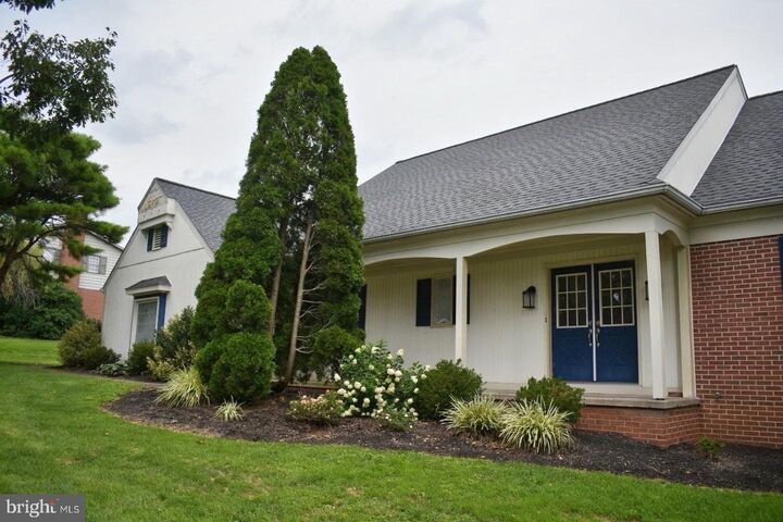 Property Photo:  2311 Springfield Drive  PA 17202 