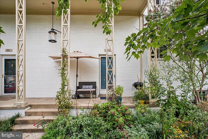 Property Photo: 1600 Ripon Place VA 22302