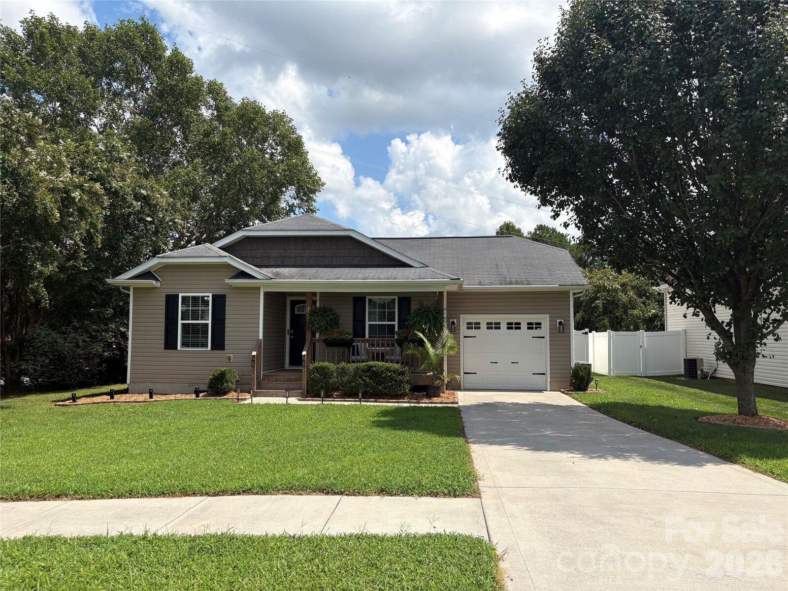 Property Photo:  128 Mallory Tai Drive  NC 28092 