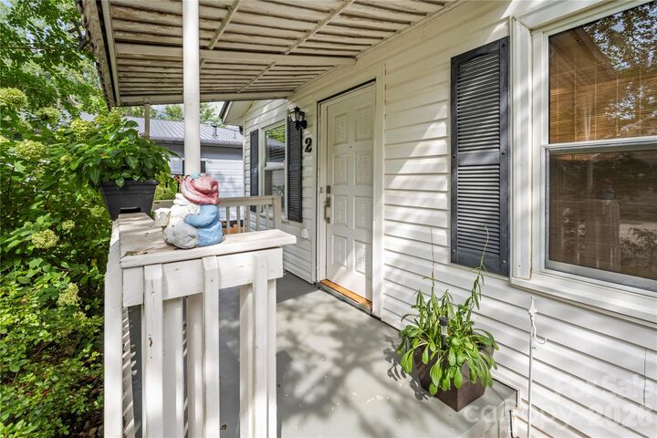 Property Photo:  2 Bostic Place  NC 28803 
