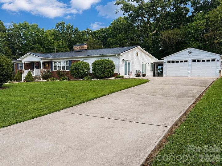 Property Photo:  105 Merrywood Drive  NC 28645 