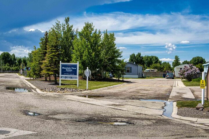 Property Photo: 1272 W Lyons 1 WY 82072