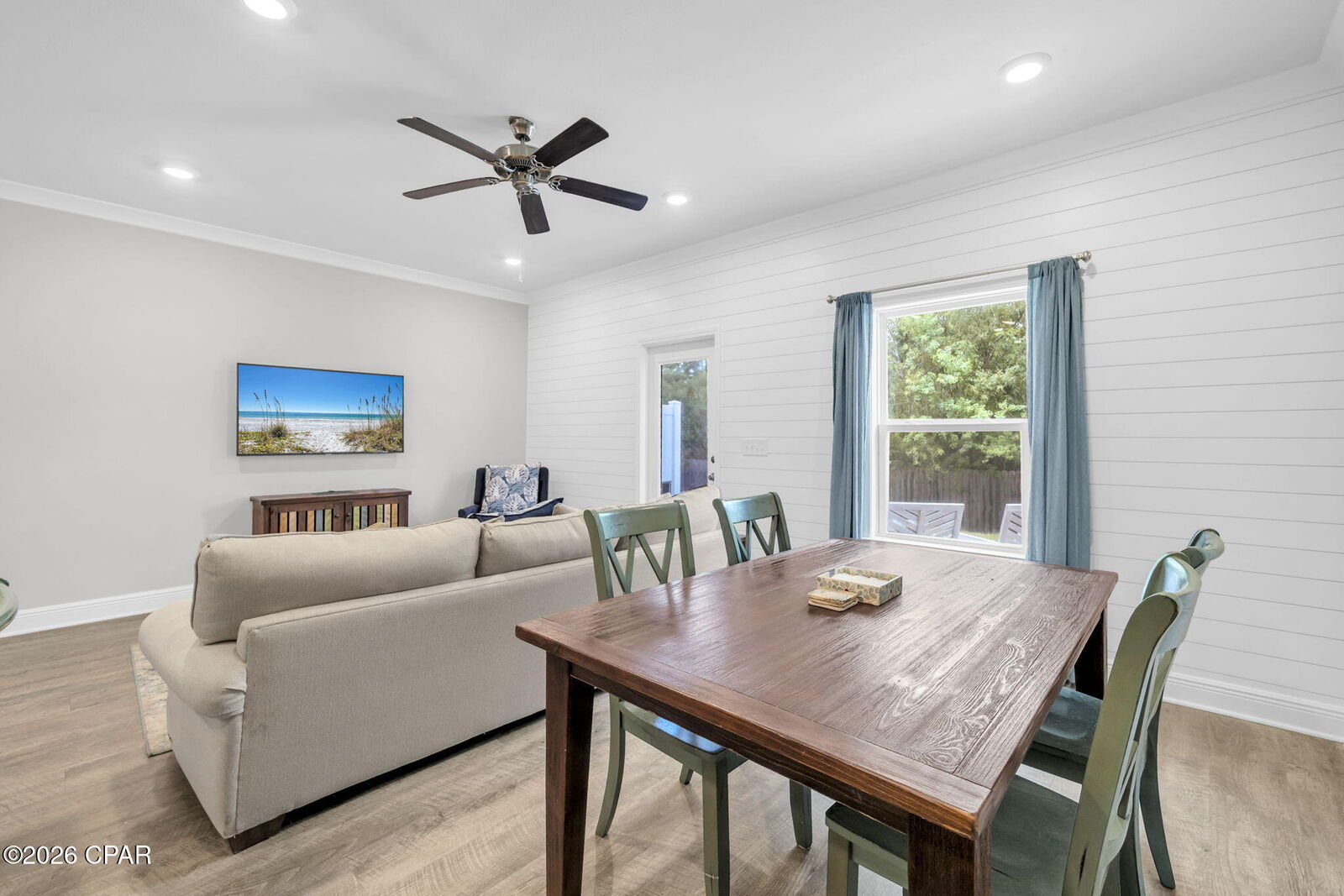 Property Photo: 1663 Caleigh Court FL 32444