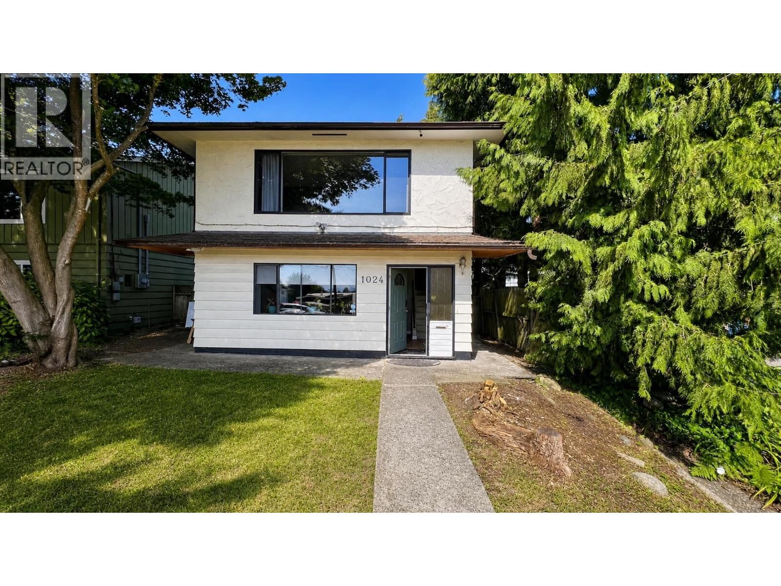 Property Photo: 1024 Ranch Park Way BC V3C 2H2
