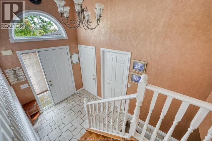 Property Photo:  1610 Chornoby Crescent  ON N8N 4W3 
