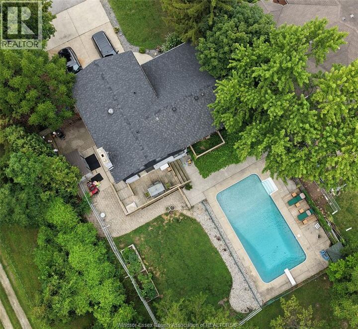 Property Photo:  1718 Lesperance  ON N8N 1Y3 