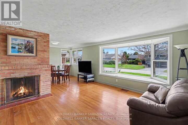 Property Photo:  1421 Palen Avenue  ON K1H 7E6 