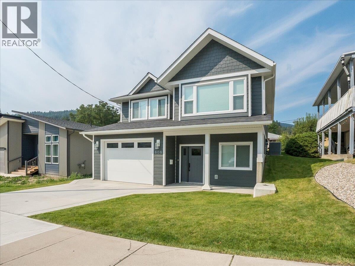 Property Photo:  808 7th Avenue  BC V1N 1R9 