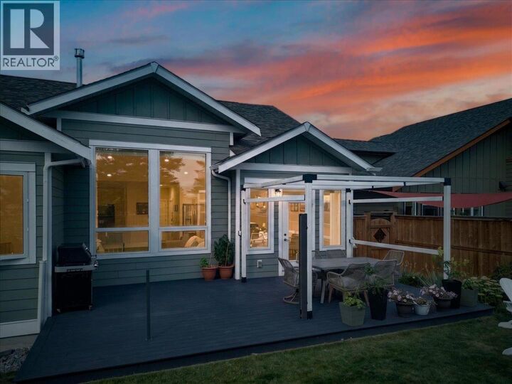 Property Photo:  1878 Foxwood Trail  BC V0B 2L2 