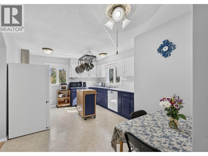 Photo de la propriété:  13119 Lakeshore Drive  BC V0C 1H0 