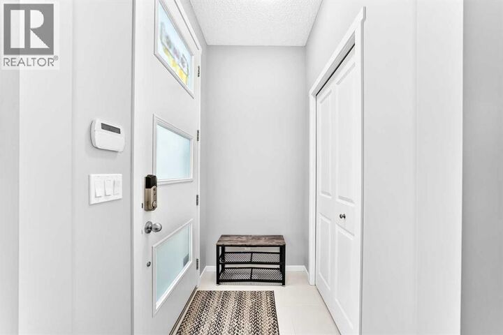 Property Photo:  680 Walden Drive Southeast  AB T2X 0Z7 