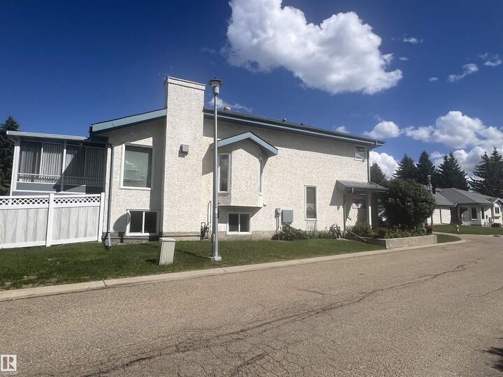 Property Photo:  85 Gervais Road 7  AB T8N 6H5 