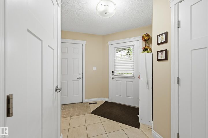 Property Photo:  1111 176 Street SW  AB T6W 2B7 