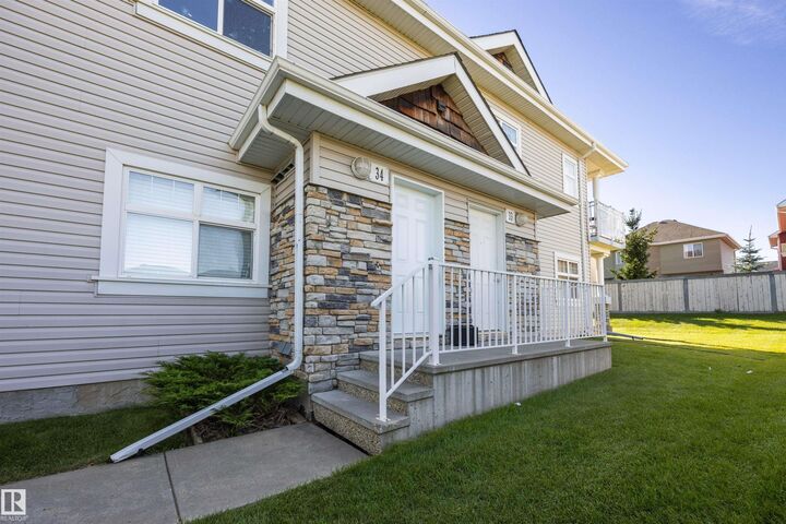 Property Photo:  3040 Spence Wynd SW 34  AB T6X 1N7 