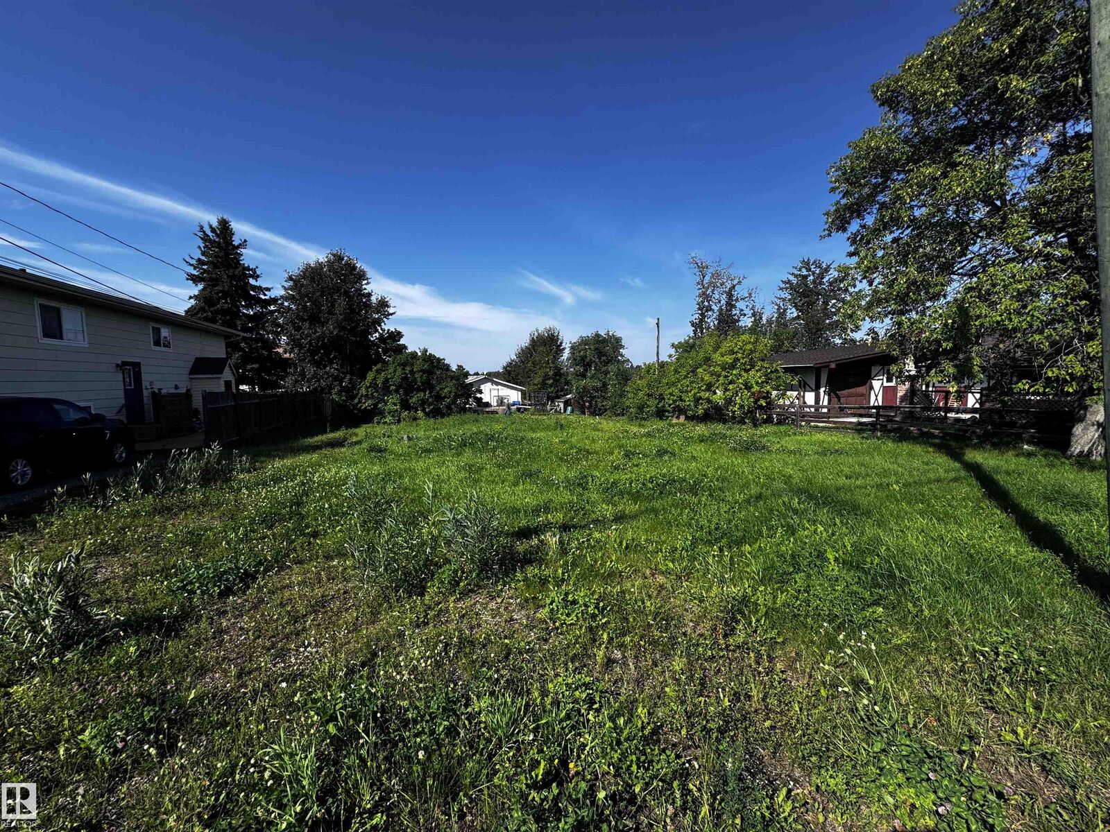 Property Photo:  5312 57 Street  AB T9M 1R9 