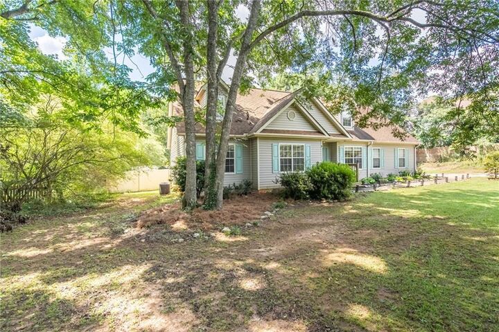 Property Photo:  101 McCullough Road  GA 30281 