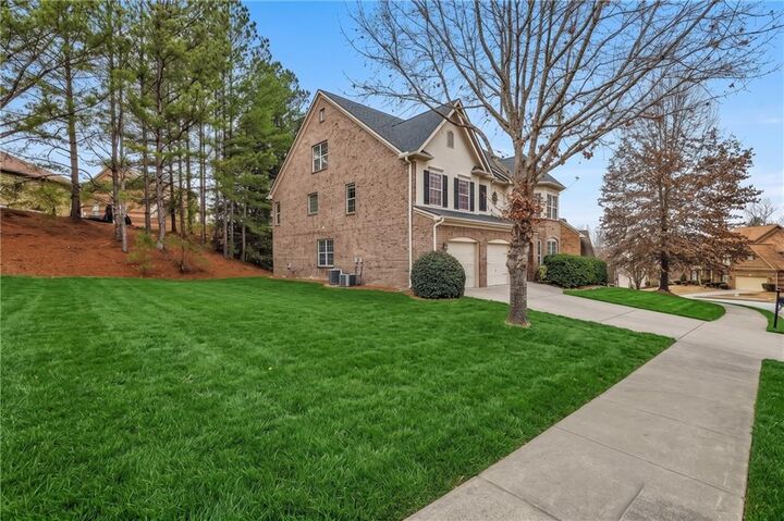 Property Photo:  5401 Stone Cove Drive SW  GA 30331 