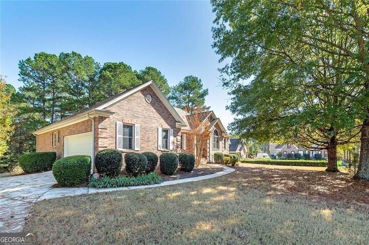 Property Photo:  151 Courts Of Hampton  GA 30228 