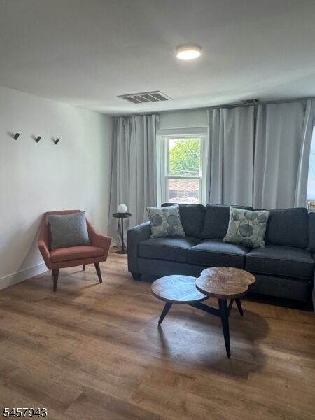 Property Photo:  40 Jay St 3  NJ 07103 