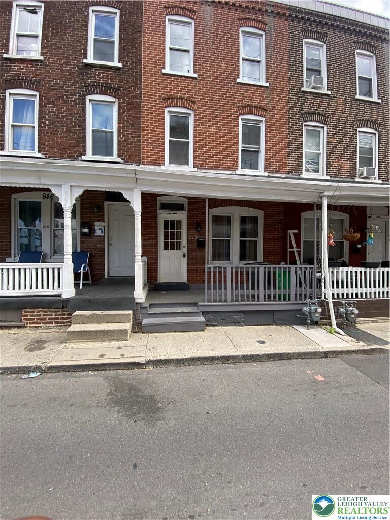 Property Photo:  948 W Maple Street  PA 18102 