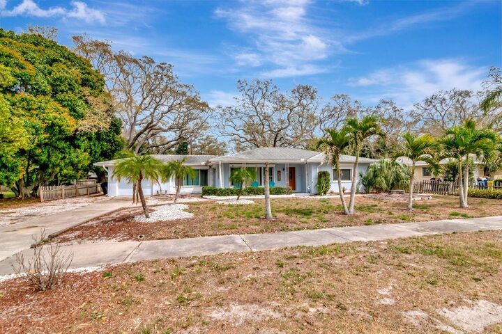 Property Photo:  305 Baker Avenue  FL 33755 
