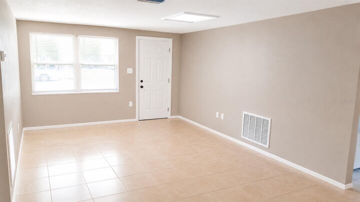 Property Photo:  4080 Redwing Drive  FL 34606 