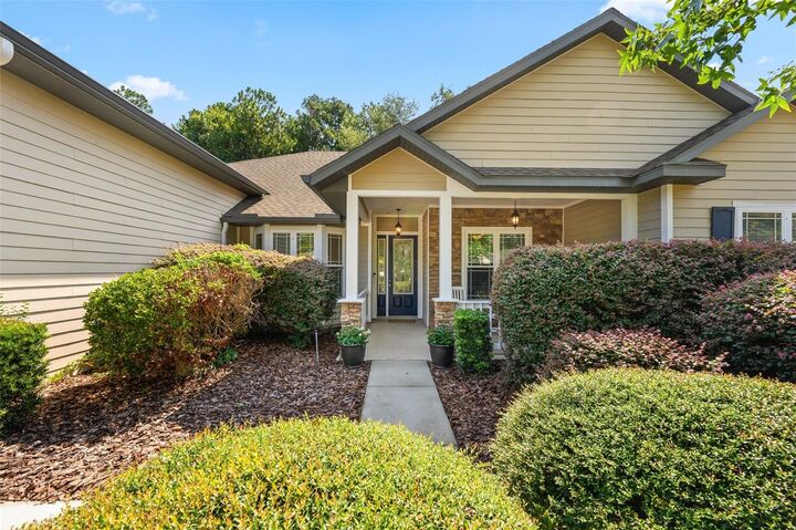 Property Photo: 7585 SW 79th Drive FL 32608