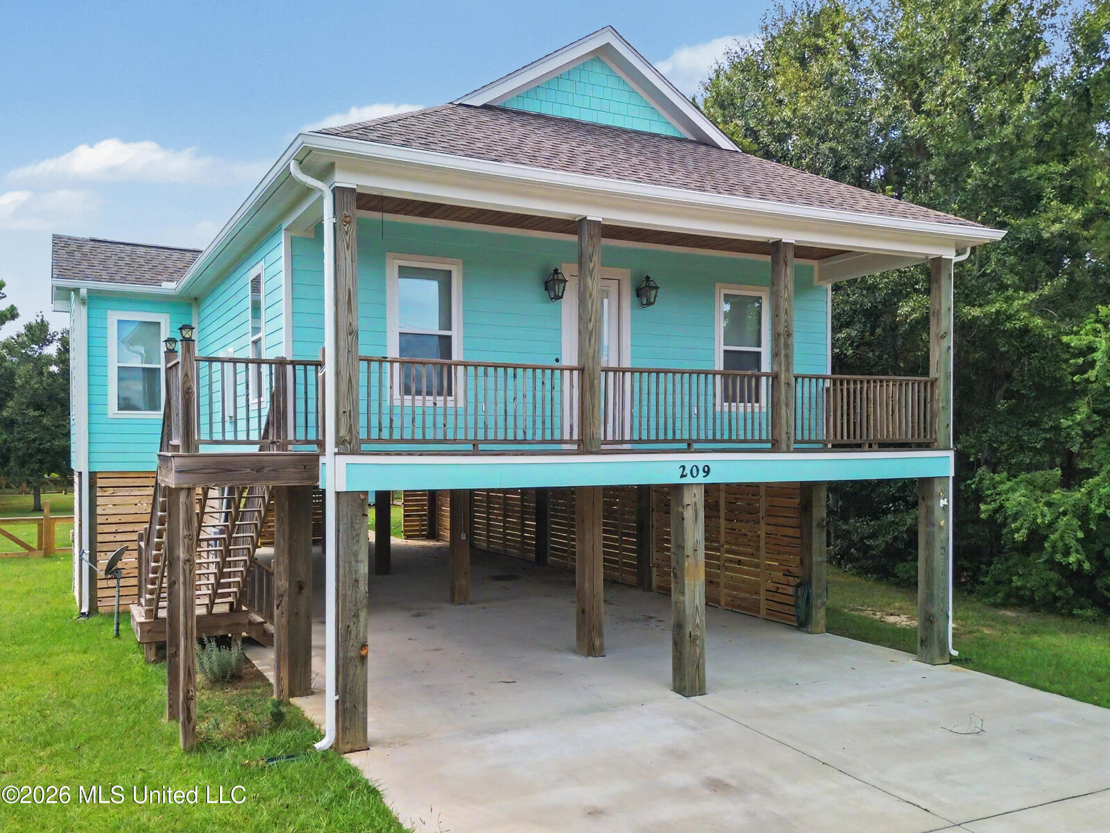 Property Photo: 209 White Harbor Road MS 39560