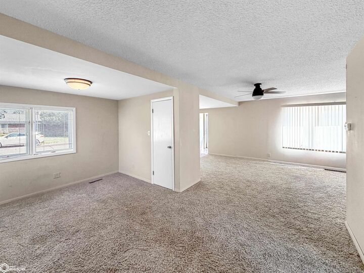 Property Photo:  608 Douglas Avenue  IA 50601 
