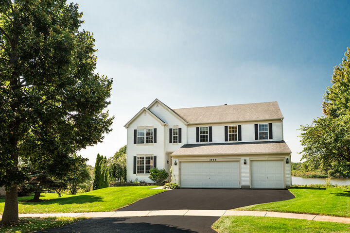 Property Photo:  1777 Napa Suwe Court  IL 60084 