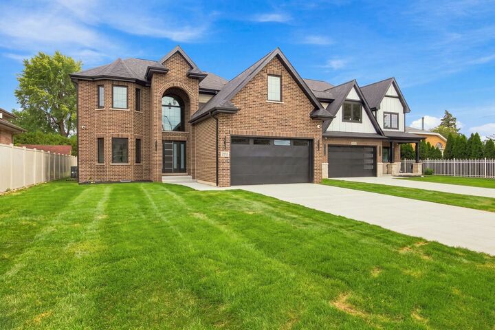 Property Photo:  9235 Crescent Court  IL 60453 