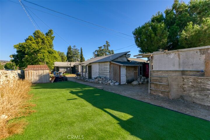 Property Photo: 11103 Allegheny CA 91352