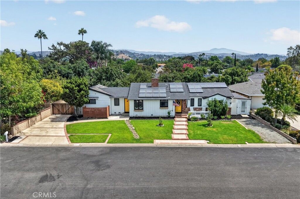Property Photo:  12772 Malena Drive  CA 92705 